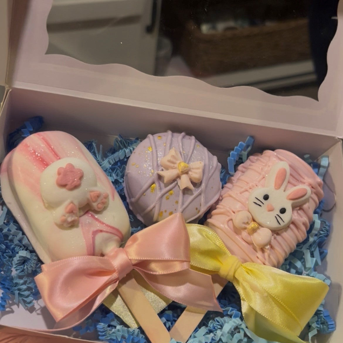 Easter Bundle Cakesicles and Oreo